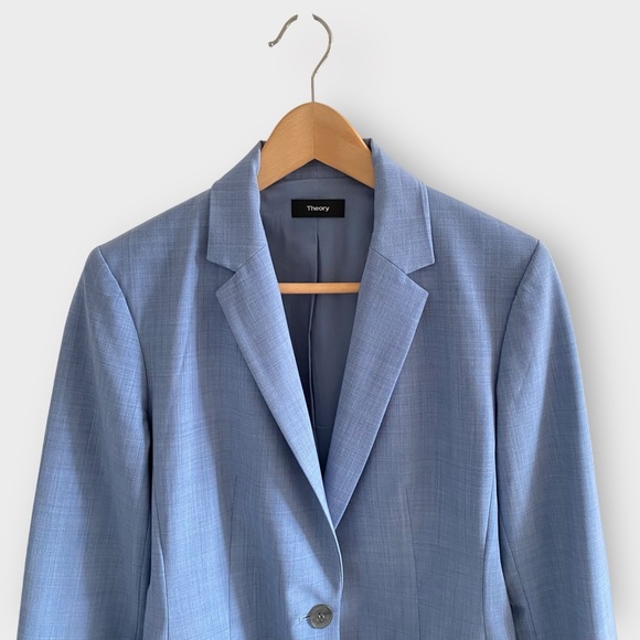 THEORY Blue Blazer Sz 6 - Picture 2 of 9